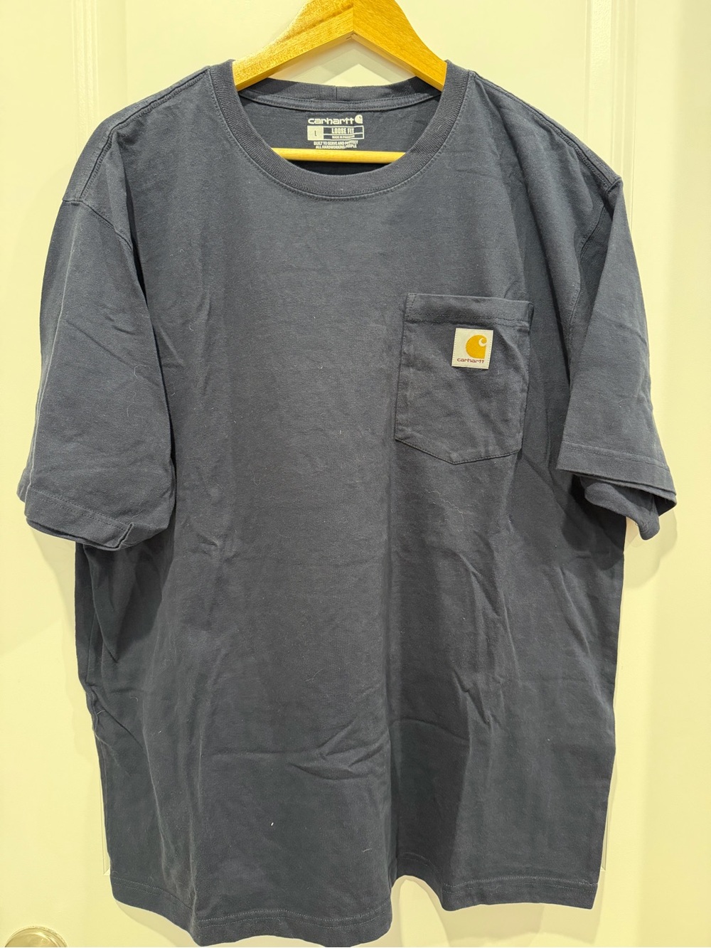 Carhartt Men’s Short-Sleeve Loose Fit Pocket T-Shirt in Navy
